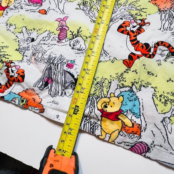 Disney Winnie the Pooh friends white background Med Scrub top - Picture 7 of 15